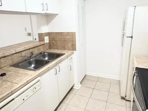 1701 Village Blvd APT 306, West Palm Beach, FL 33409
