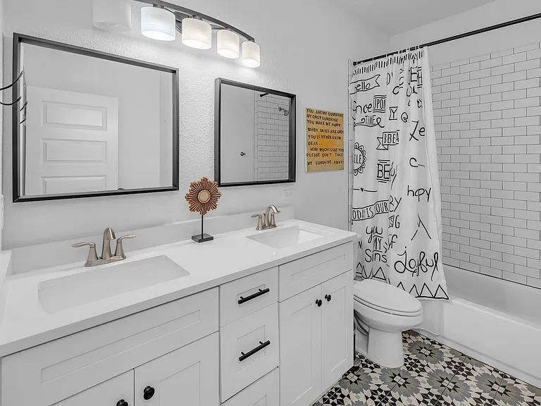 16512 Fetching Ave — Photo 24