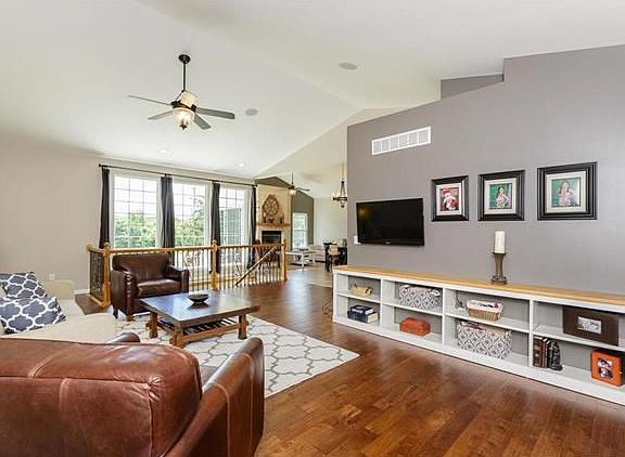 Great Room with Vaulted Ceiling