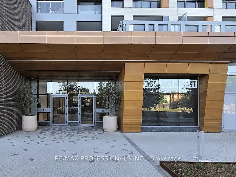 7950 Bathurst St #B2304 — Photo 6