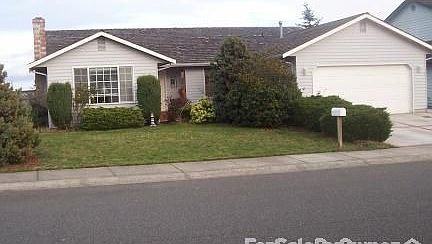 1st image of 410 SW Erie Cir