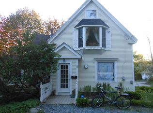 27 Lincoln St, Ellsworth, ME 04605