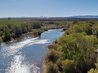 N 2750 E, Newdale, ID 83436