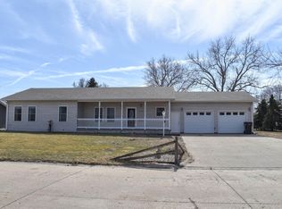 214 Mechanic St, Homer, NE 68743