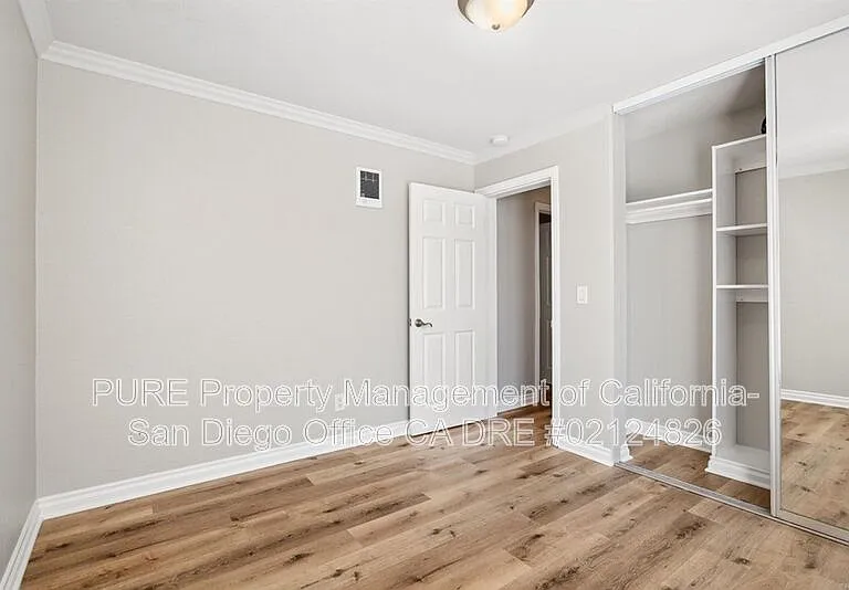 615 9th St #9 — Photo 20