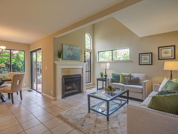 2nd image of 1588 Camden Village Cir