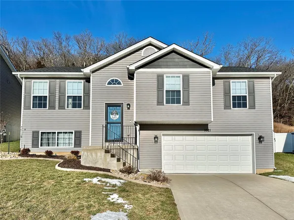 1021 Remington Dr, Imperial, MO 63052