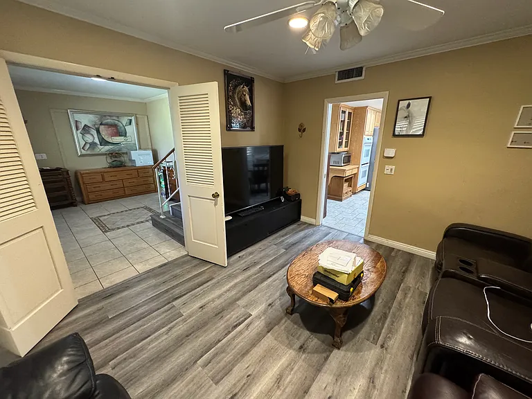 1820 E North Hills Dr — Photo 20