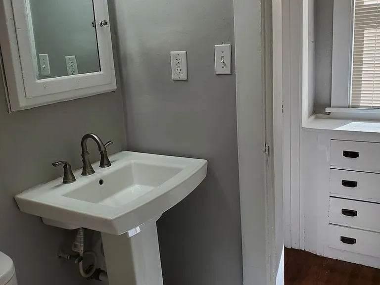 520 W 7th St — Photo 13