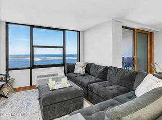 1 Scenic Dr UNIT 1208, Highlands, NJ 07732