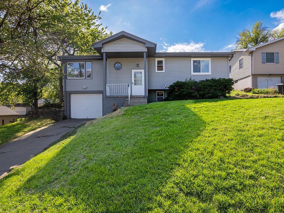 1st image of 24 Bonnie Brae Cir