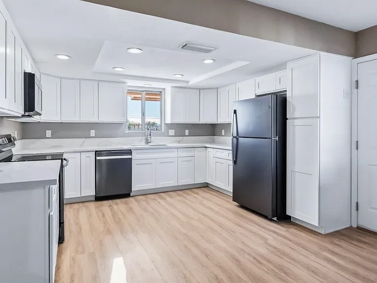 1785 Beavertail Dr — Photo 4