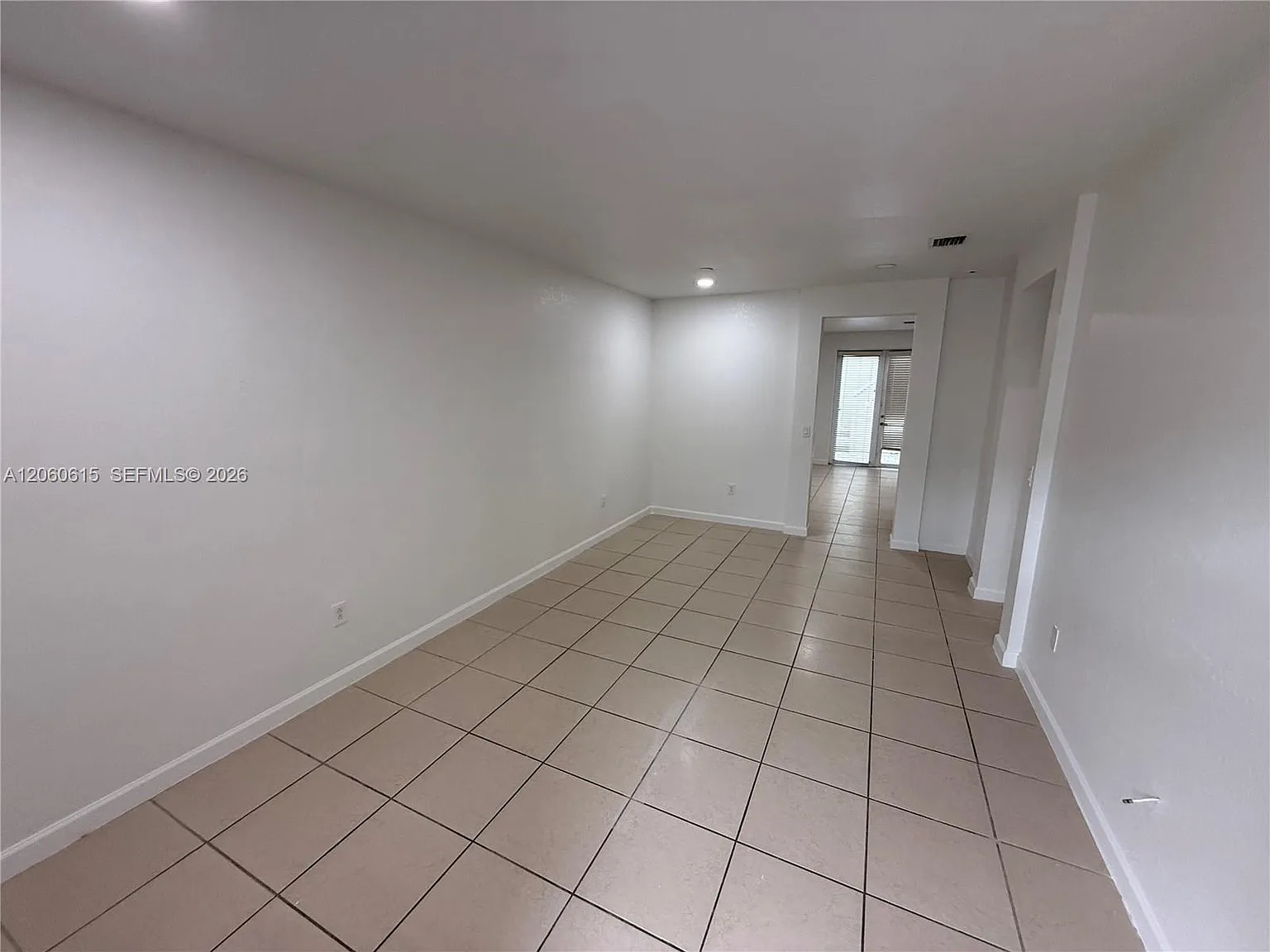 Kendall Commons Townhomes — Photo 4