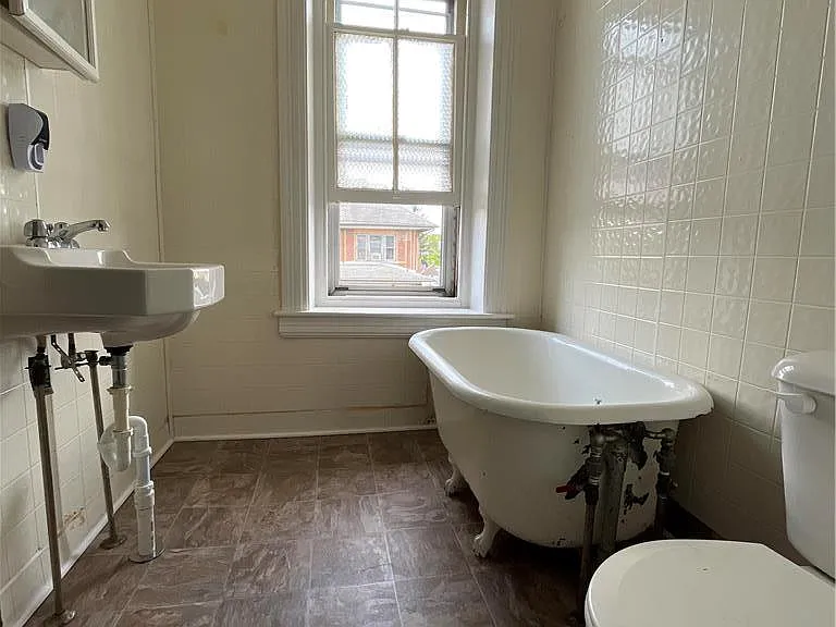 2280 Main St #2 — Photo 12