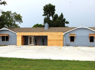 815 W Main St, Jenks, OK 74037