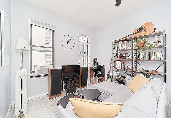 2nd image of 623 W 136th St APT 3