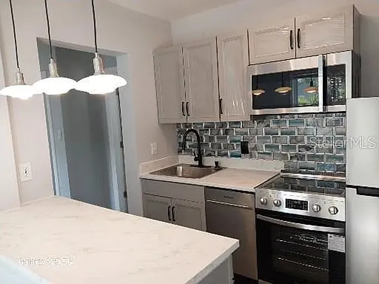 1919 W North A St #3 — Photo 9