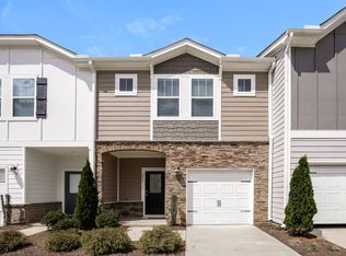 217 Brook Farm Ln, Fuquay Varina, NC 27526