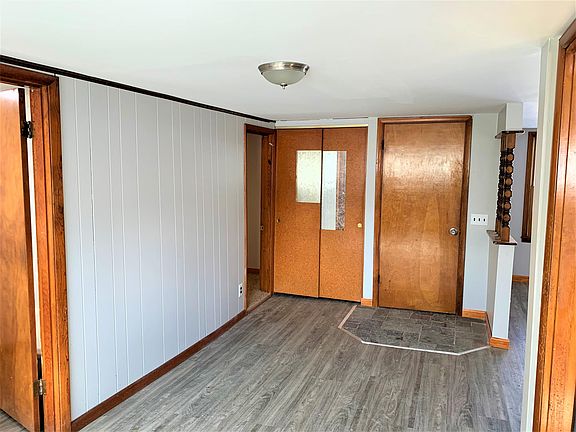 4th image of 147 Waterman St #5