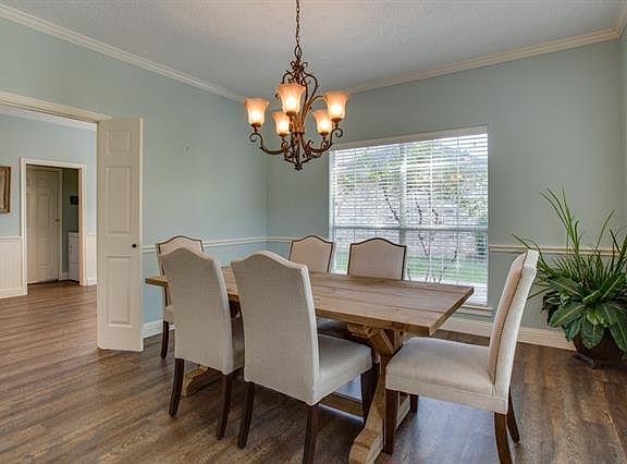 5th image of 7513 Steward Ln