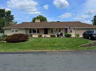 3411 Holly Rd, Dover, PA 17315