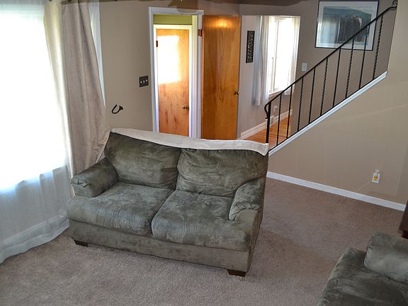 5th image of 129 Maryon Dr
