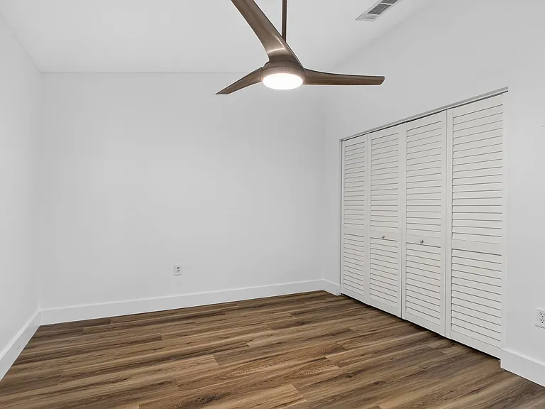 13085 Belhaven Ct #4 — Photo 13