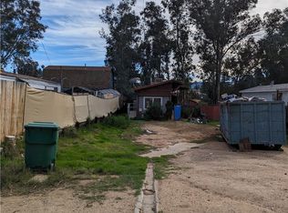 18367 Honey Ln, Lake Elsinore, CA 92532