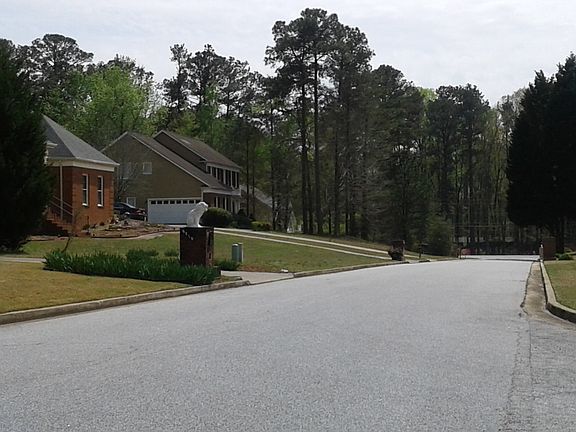 5th image of 8535 Waverly Dr