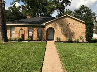 17438 Bonnie Sean Dr, Spring, TX 77379