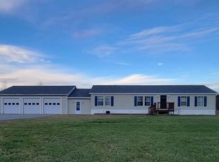 607 Stream Rd, Winterport, ME 04496