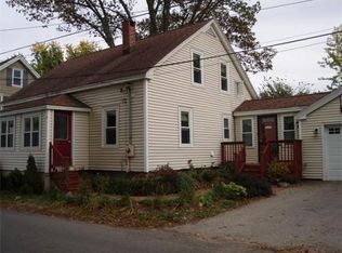 25 Field St, Amesbury, MA 01913