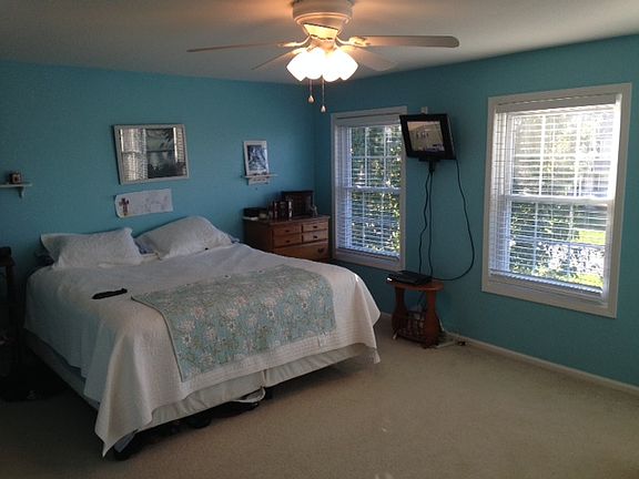 5th image of 9147 Dold Dr