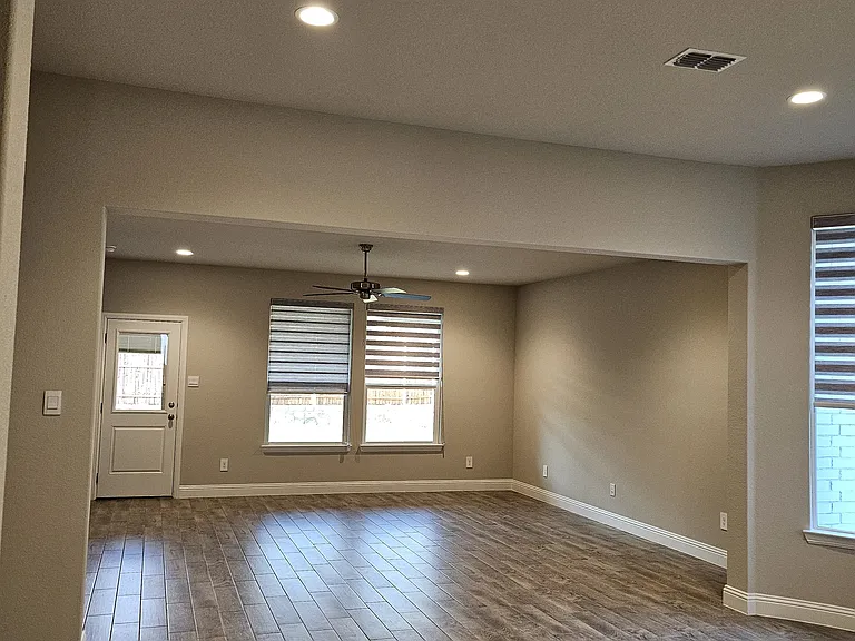 1512 Woodpecker St — Photo 17