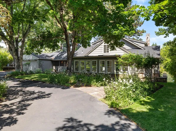 2359 NW Lakeside Pl, Bend, OR 97703