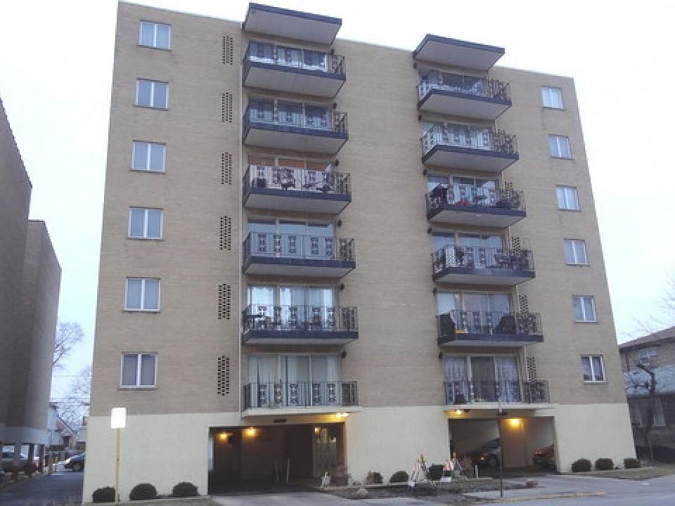1st image of 2930 N Harlem Ave APT 4B