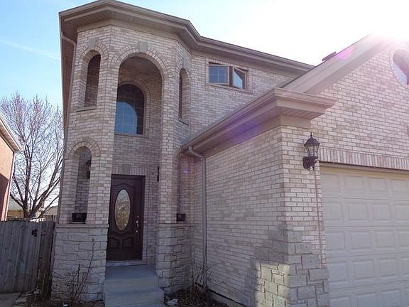 2nd image of 7405 W Winnemac Ave