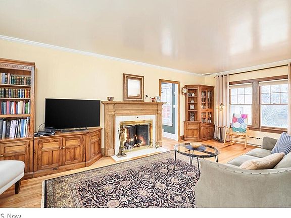 4th image of 1119 Chestnut Blvd