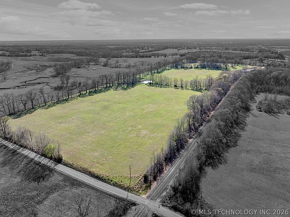 3rd image of 40 Alyssum Rd