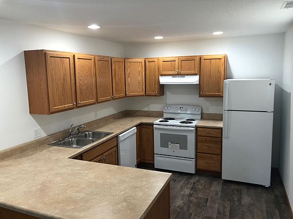 3rd image of 405 E Cottonwood St #B