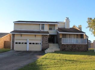 7021 Beauvoir Ct, New Orleans, LA 70128