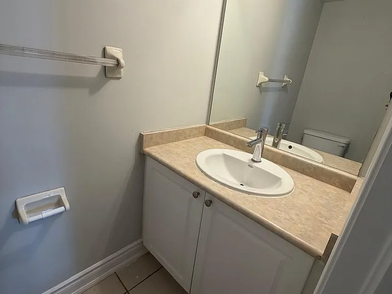 42 Patrick Dr — Photo 6
