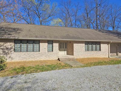 402 Easy St, Mount Carmel, IL, 62863