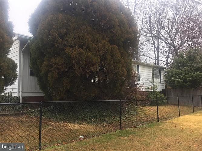 2nd image of 614 Lincoln Ave