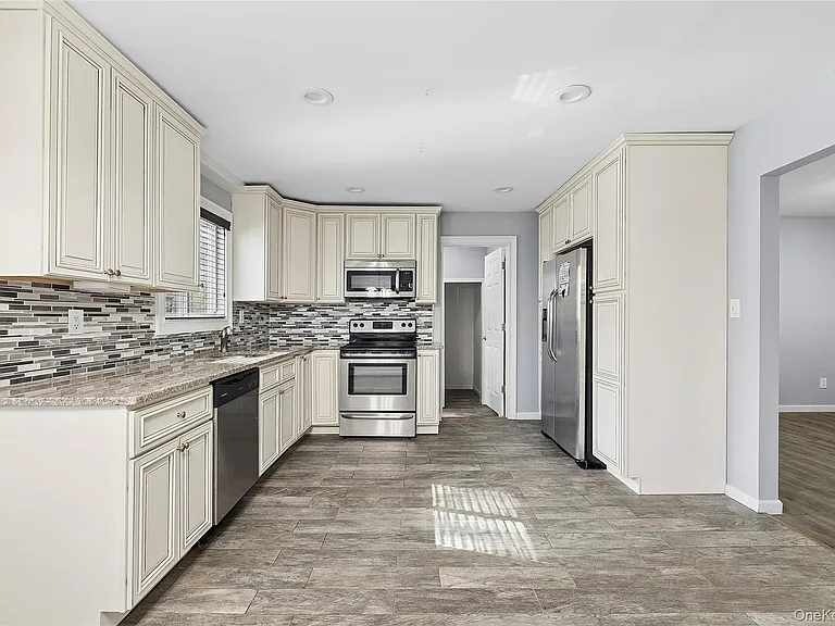 10 Todd Ct — Photo 10