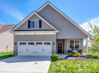12142 Woodhollow Ln, Knoxville, TN 37932