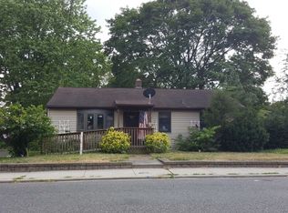 110 New St E, Glassboro, NJ 08028