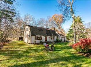 4 Southwood Ln, East Granby, CT 06026