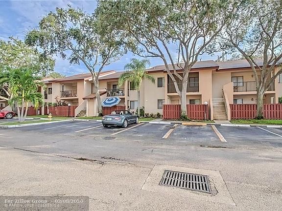 4th image of 7911 Southgate Blvd #12B