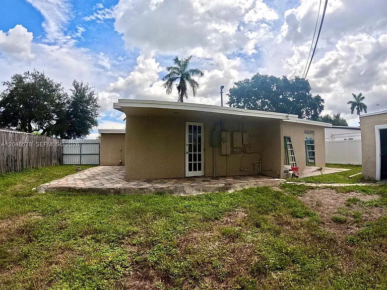 5720 SW 38th Ct — Photo 31